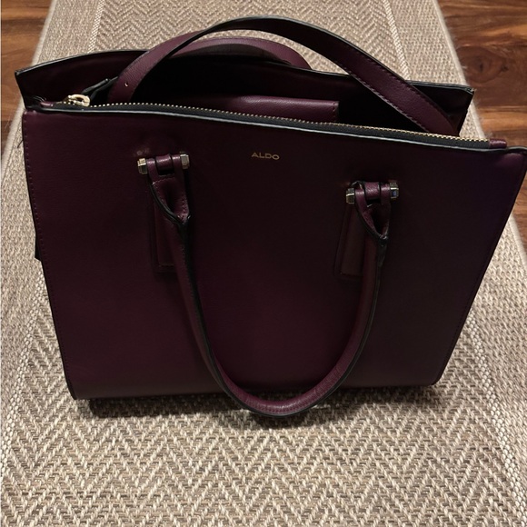 ALDO large handbag with multiple compartments - Picture 2 of 9